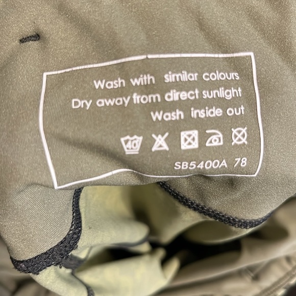 Sweaty Betty Green Undercover Floral Print Leggings - Size M - Picture 9 of 9